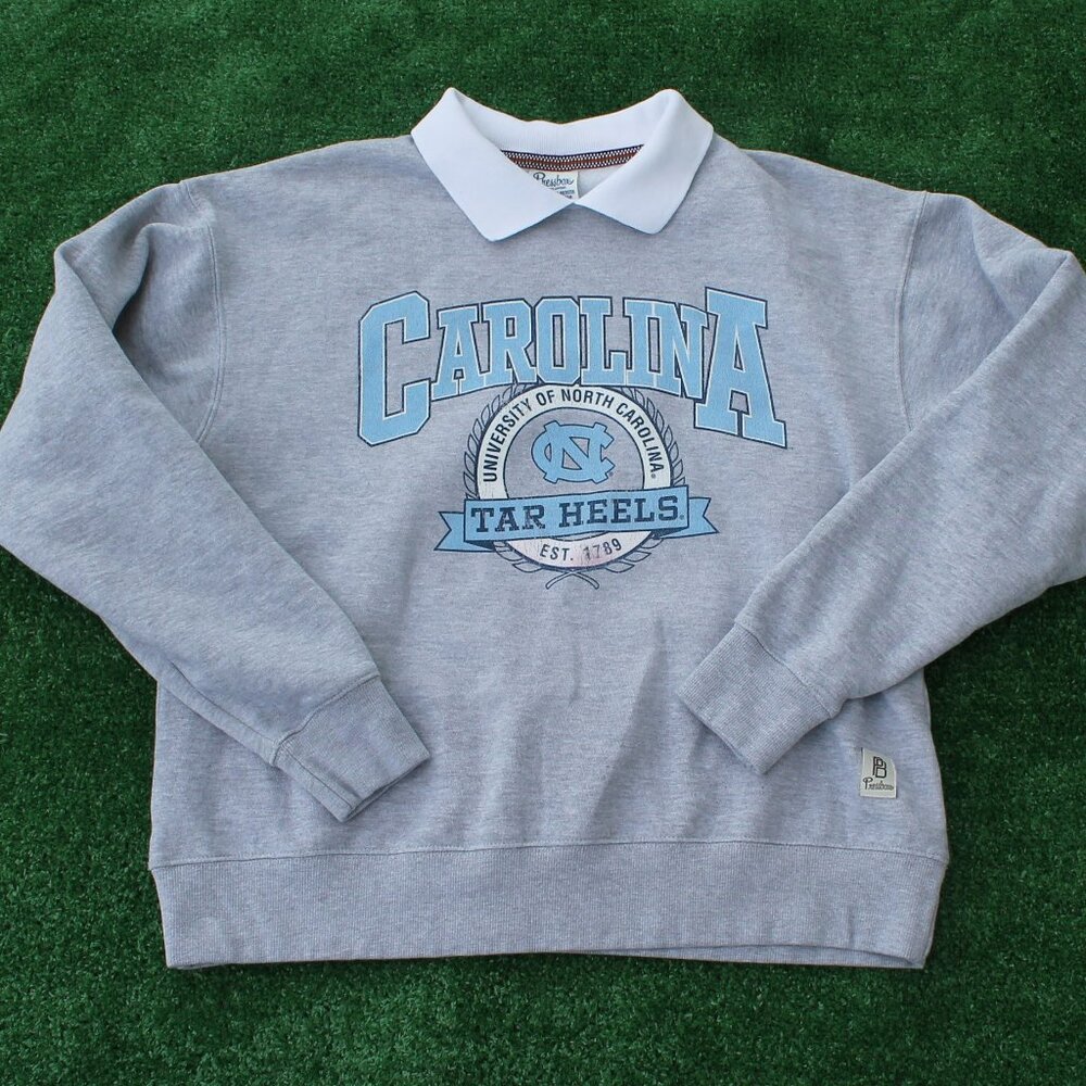 North Carolina Tar Heels collared sweatshirt